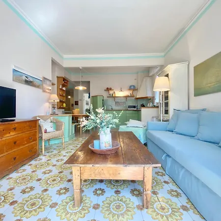 Casaviva - Comfy Trilo In *